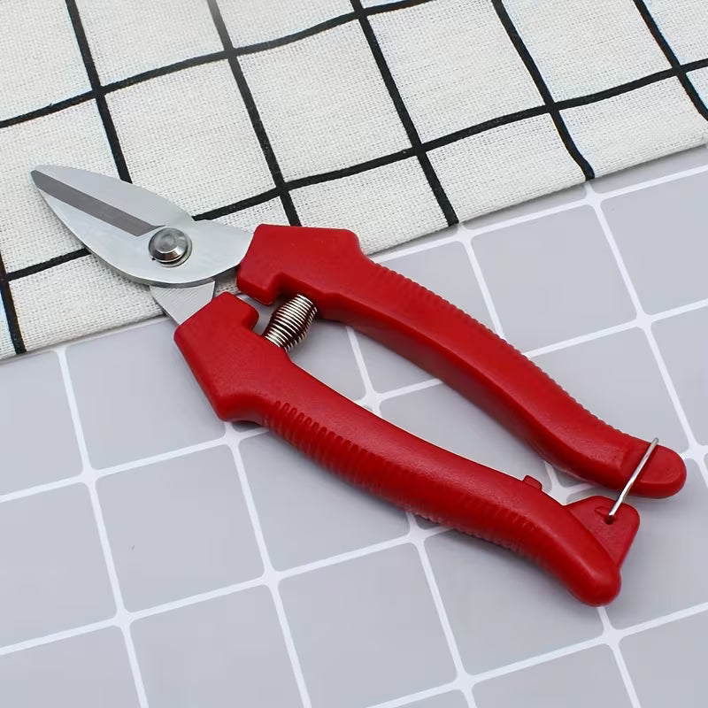 Red Handle Clippers